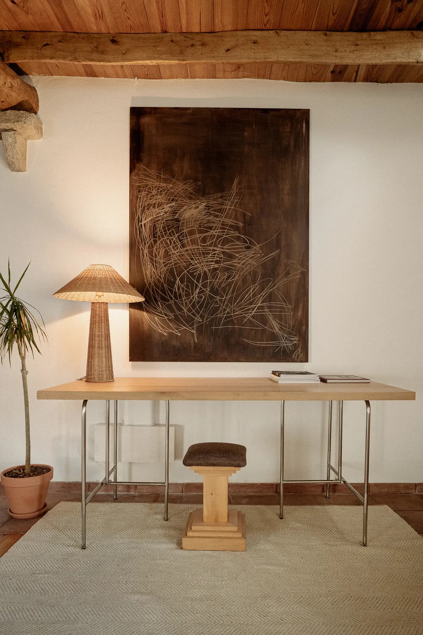 Workspace in the shared living room (floor 0)